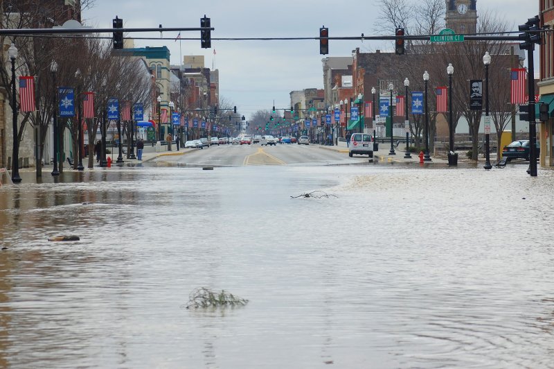 Main Street flood.jpg