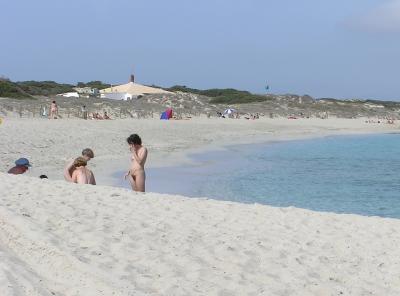 Warm Sea in Late October