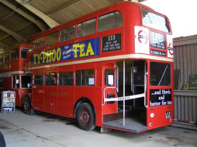 RTL 1050 facing Eastern Counties Bristol VR385