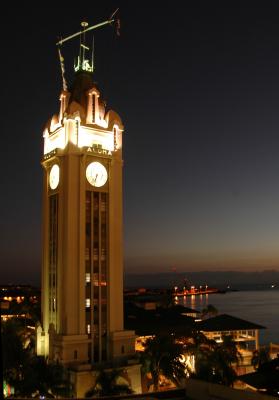 Aloha Tower.jpg