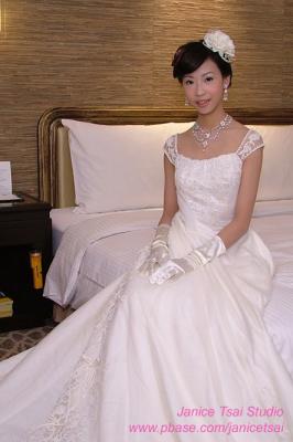 新娘_瑩於假日環亞飯店之訂結婚新祕造型紀錄