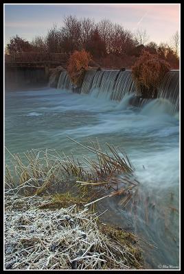 Weir