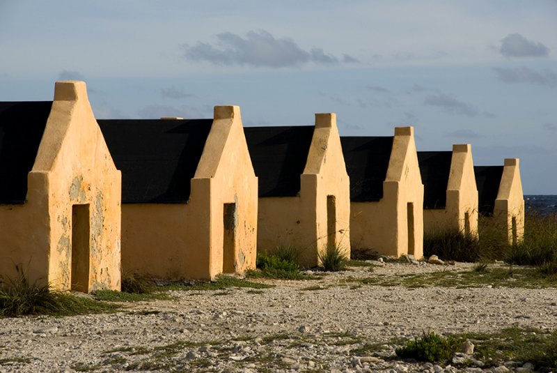 red slave huts