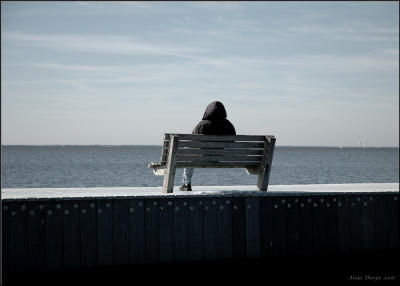 g3/65/575665/3/57023446.alonewiththebay.jpg