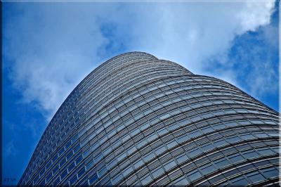 lipstick building