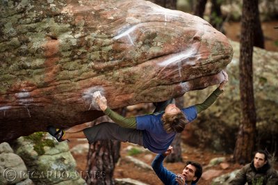 Bouldering in Albarracin - Spain