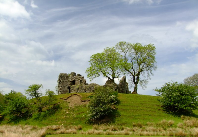 Pendragon  Castle , reputedly  founded  by  King  Arthurs  father . 