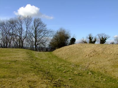 Bincknoll  Castle ;bailey rampart and ditch.