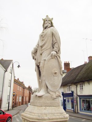 A  statue  of  King  Alfred  the  Great.
