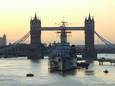 Tower Bridge and HMS Belfast in the dawn.