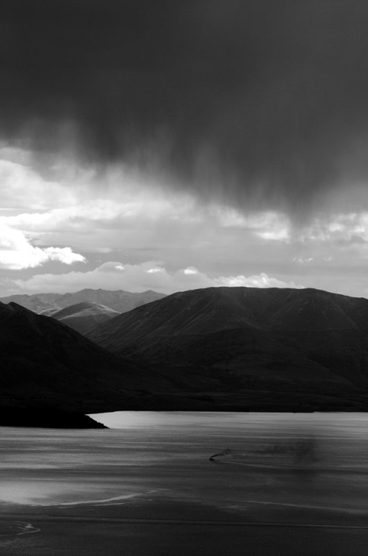 Rain over Lake Wakatipu