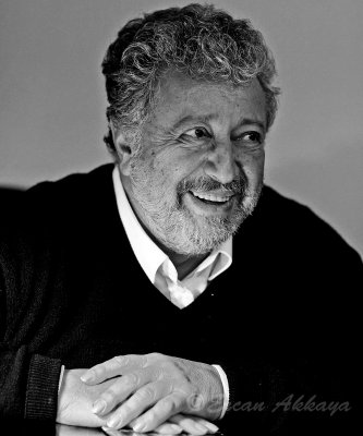 Metin Akpinar