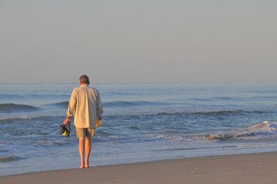 DSC_1254.jpg - Early Morning Walk in the Surf
