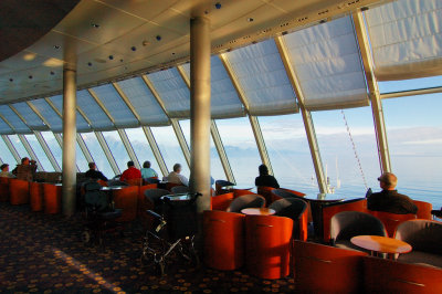 Sunrise viewers in the Navigator Club
See the place