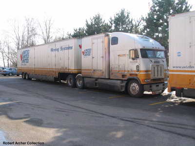 armstrong-cabover.