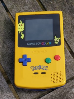 Gameboy Color - Pokemon edition