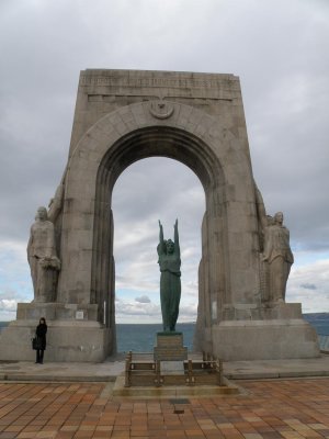 monument to the dead of the Army of the East