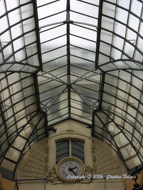 Les Passages