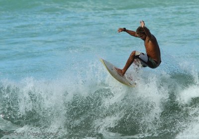 Surfing Pipa - Brazil
