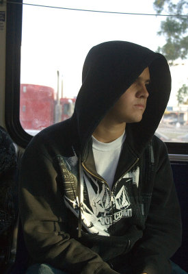 boyonbusweb.jpg