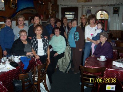 Lincoln Lounge: Diane, Marilyn, Carol, Maureen, Rose, Bonnie, Barbara, Carol, Nina, Janet/Marianne/Rosemarie/Mary/Maryann/Carole