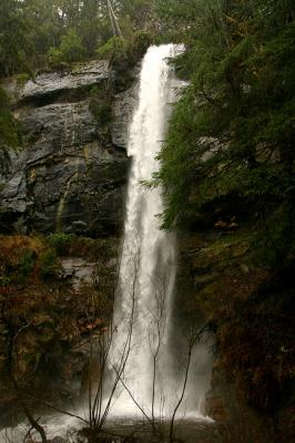 Roadside waterfall near Upper Coquille River Falls