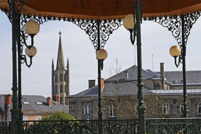 Saint-Michel des Lions et le Palais de justice