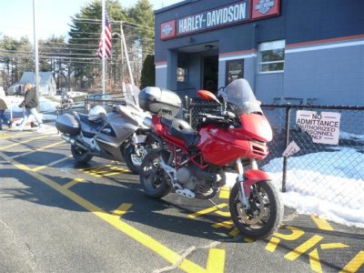 another shot of the bikes at Kelly's