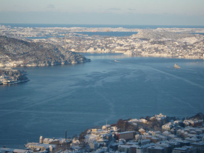 view from Flyen: Byfjorden, Asky island