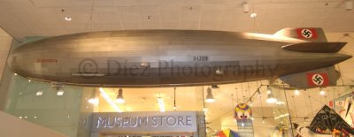 DSC_7157 - Hindenburg Zeppeling (model)
