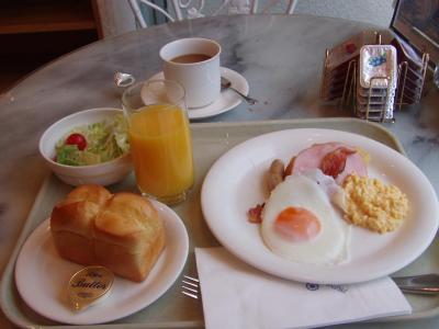 Breakfast (10-1-2006)