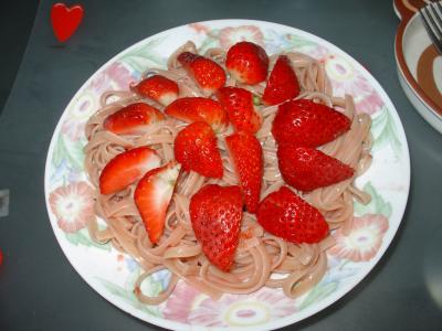 Strawberry Spaghetti (12-4-2006)
