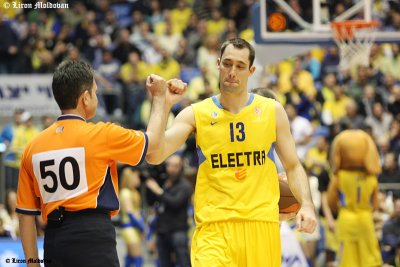 Euroleague , Maccabi Tel Aviv - Real Madrid 4.2.10