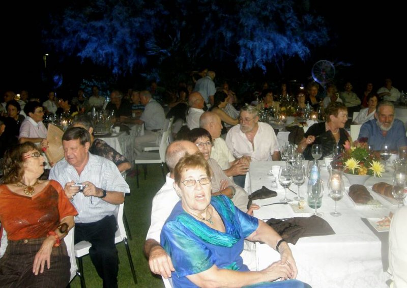   2008=0033.jpg