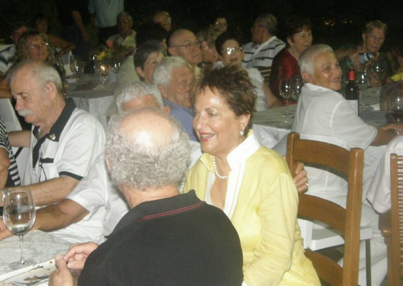   2008=0034.jpg
