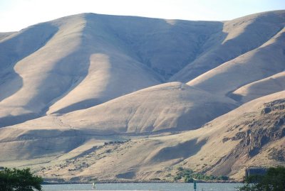 Columbia River west of Biggs