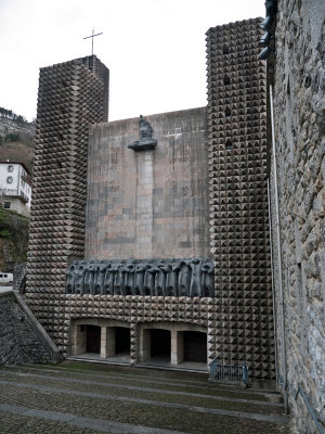 Santuario de Arantzazu fachada principal