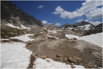 Route Lac des Neuf Couleurs - alt. 2900 m.