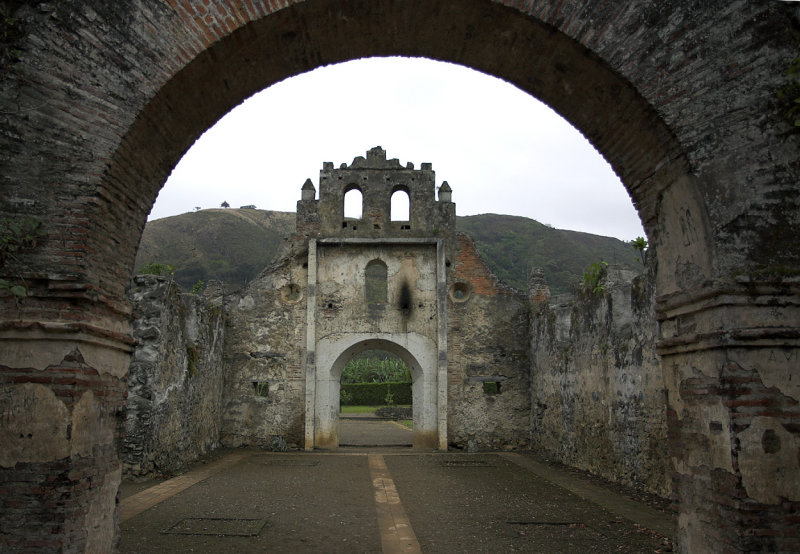 Ujarras church IV.jpg