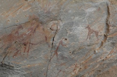 BUSHMAN PAINTING IN THE DRAKENBERG MOUNTAIN REGION