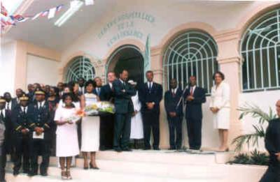 President Aristide and First Lady re-open clinic near main cathedral after major renovations