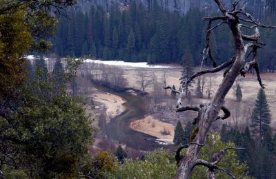 DSC_5552 03-01-03 Merced River from YF Trail.jpg