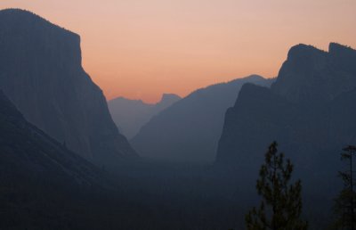 Dsc_1767 Hazy Morning, Tunnel View, Yosemite Valley.jpg