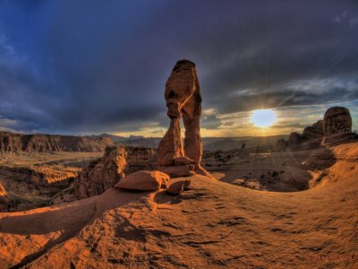 Sunset at Delicate Arch, 6:55pm
