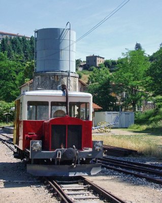 Service vehicle