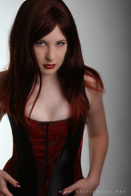 ba-redblkcorset02-web.jpg