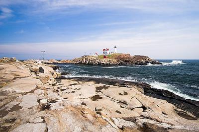 (lighthouses, Maine)