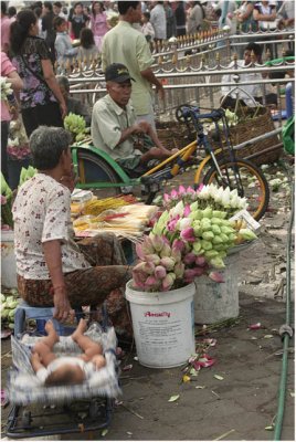 Busy hands-Phnom Penh