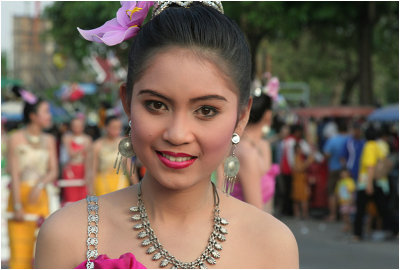 Young Lady-Roi Et