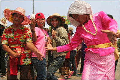 Bun Phawet fiesta-Roi Et